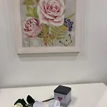 Marconi 11 게스트하우스 *