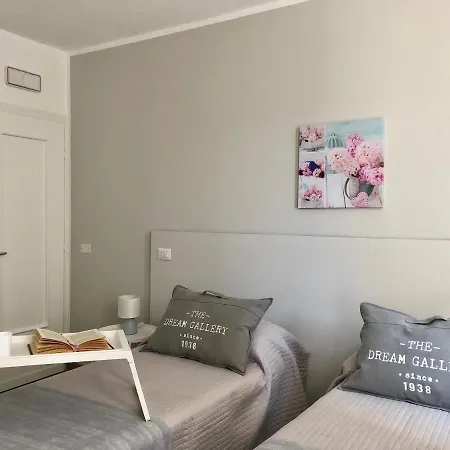 בית הארחה Marconi 11 Bardello